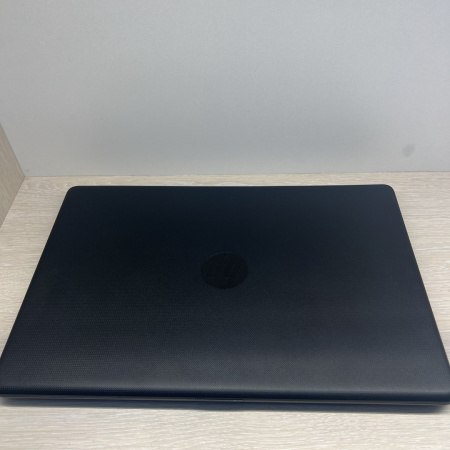 Ноутбук HP Laptor 17-ak066ur (2cv16ea) 17,3"/ AMD A10 9620p/ 6 гб/ SSD 240 гб/ Radeon 530 2 гб
