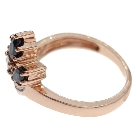 Кольцо из золота 585 пробы с бриллиантами и сапфиром