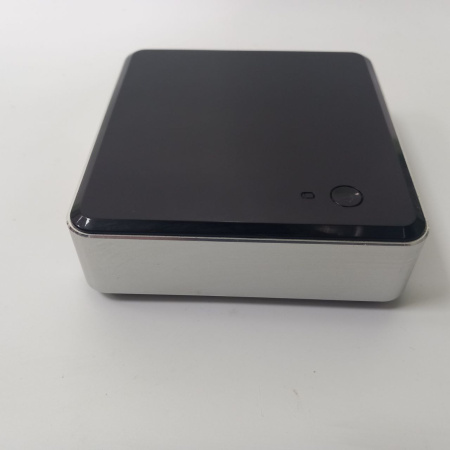 Неттоп INTEL NUK  Core i3 4010U/ 16 Гб/ ssd 256 Гб/ Intel HD Graphics 4400