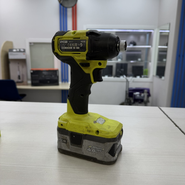 Винтоверт ryobi RID 18C