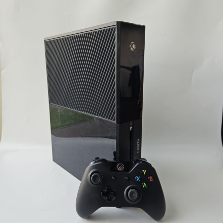 Игровая приставка XBOX ONE 1540