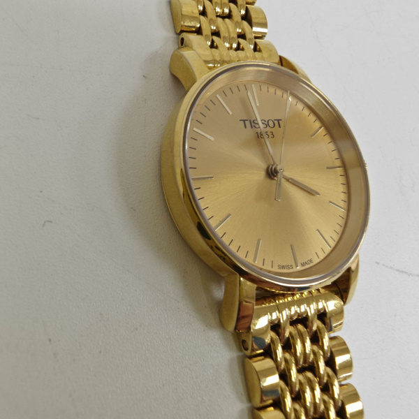 Часы TISSOT  t109210a