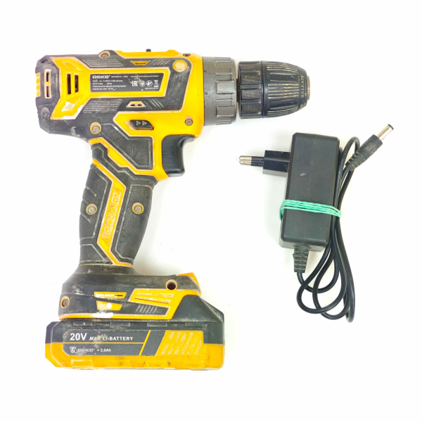 Шуруповерт DECO  banger