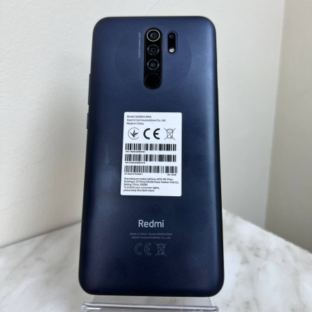 Мобильный телефон XIAOMI 9 3/32GB