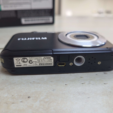 Фотоаппарат FUJIFILM  jv200