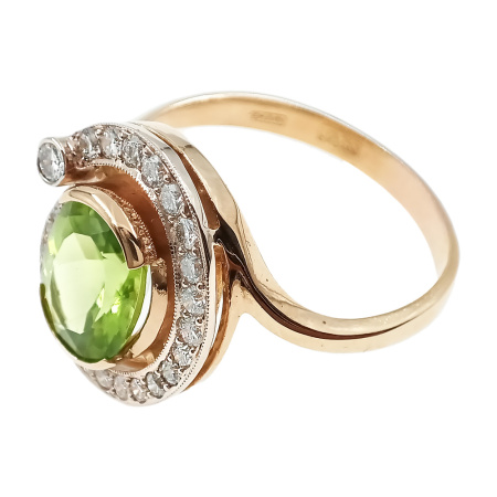 Кольцо из золота 750 пробы с бриллиантами, хризолитом