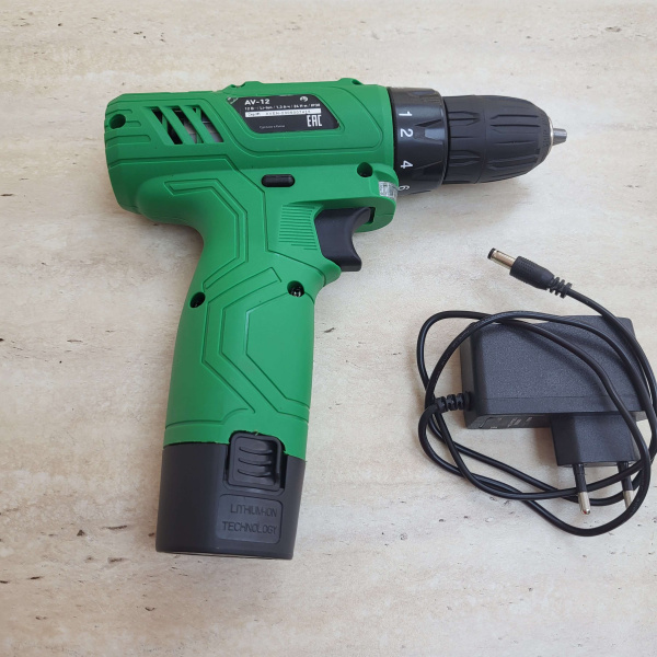 Шуруповерт OASIS  av-12