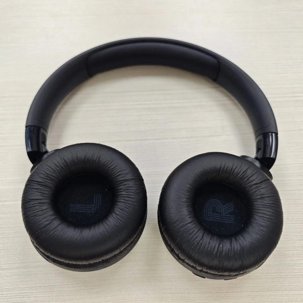 Наушники JBL 520 bt