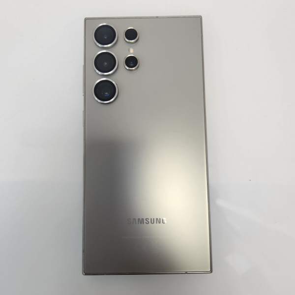 Мобильный телефон SAMSUNG Galaxy S24 Ultra  12/256 гб