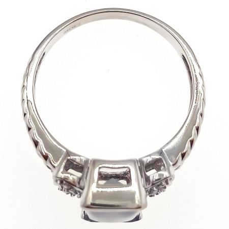 Кольцо из золота 585 пробы с бриллиантами и кварцем