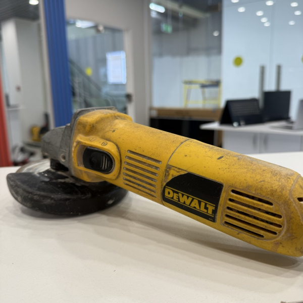 Ушм DEWALT DWE4115 -KS