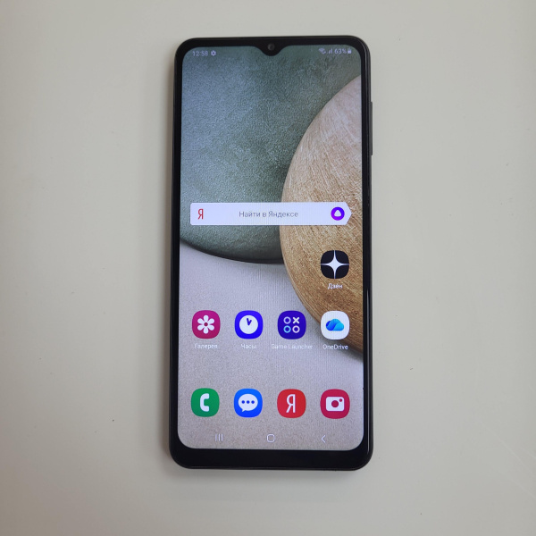 Samsung Galaxy A12, 4/64 ГБ