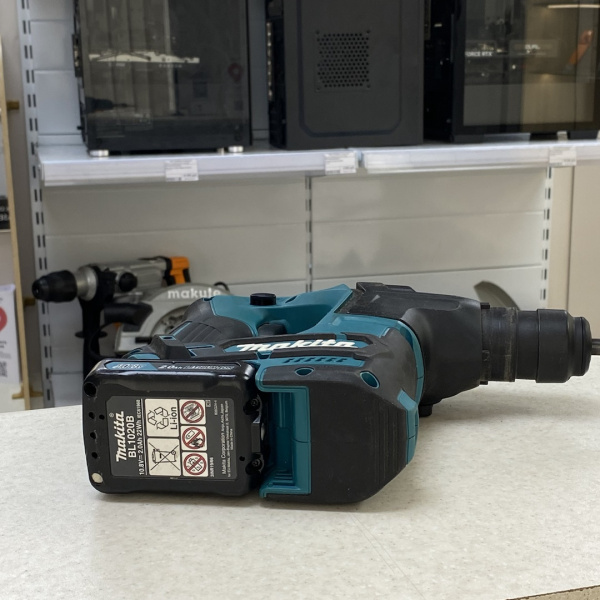 Перфоратор MAKITA hr166d 