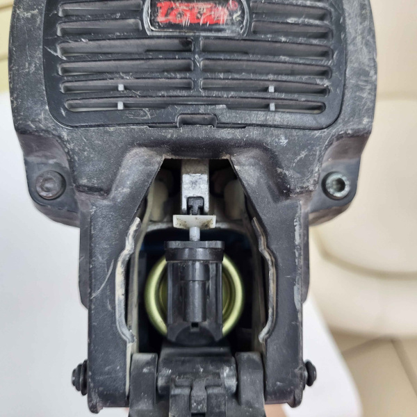 Гвоздезабивной пистолет TOUA  gsn50