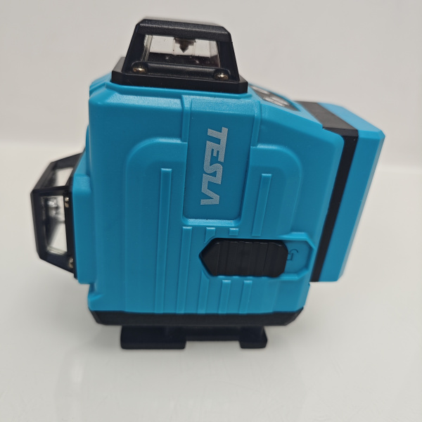 Лазерный уровень TESLA urx3g