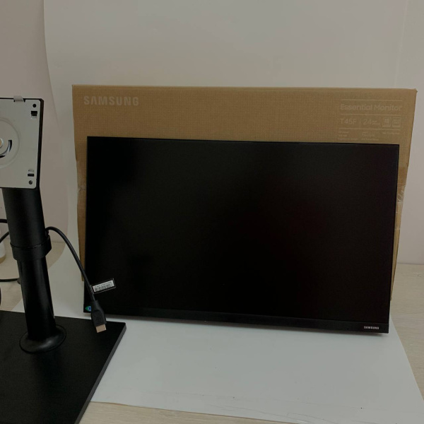 Монитор SAMSUNG LF24 lf24t450fqixci 24,0" 75 гц