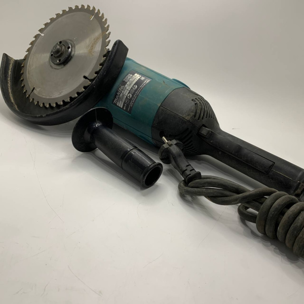 Ушм MAKITA makita 9069