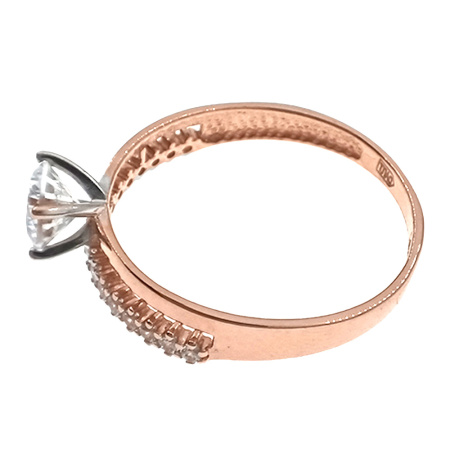 Кольцо из золота 585 пробы с фианитом