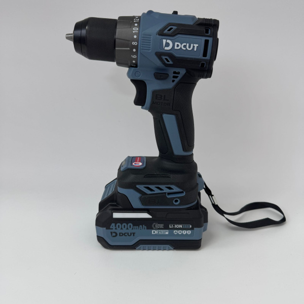 Шуруповерт dcut dcf00521