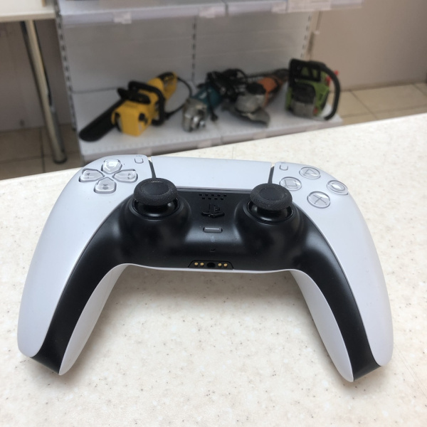 Игровая приставка SONY CFI-1200A 