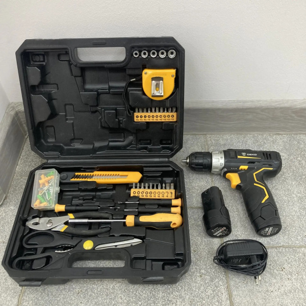 Шуруповерт DEKO GCD 12du3