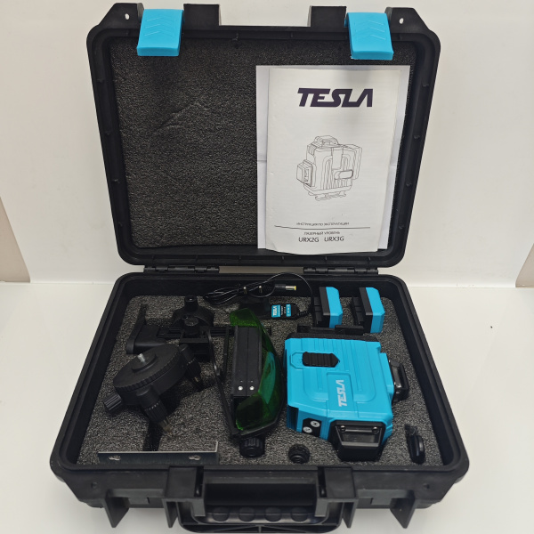 Лазерный уровень TESLA urx3g