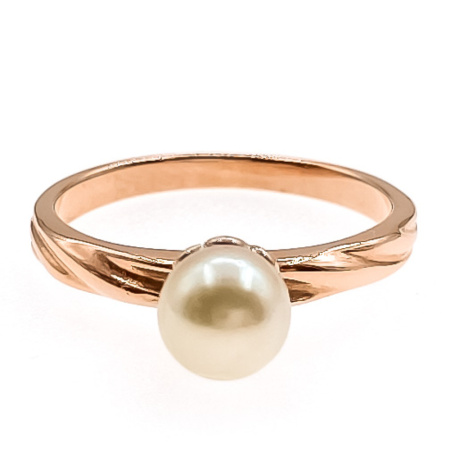 Кольцо из золота 585 пробы с жемчугом