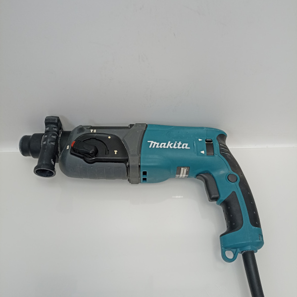 Перфоратор MAKITA HR2470