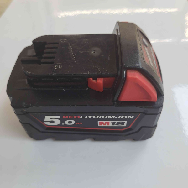 Аккумулятор MILWAUKEE M18 5.0