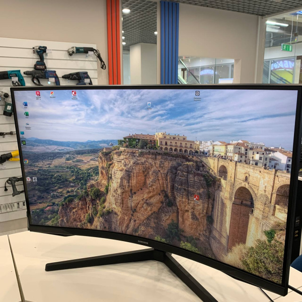 Монитор SAMSUNG  c32g55tqbi 32,0" 144 гц