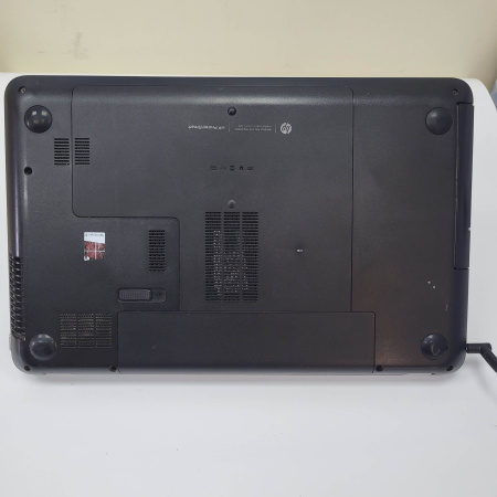 Ноутбук HP Pavilion 15-e011sr 15,6"/  AMD A4-5000M APU/ 8 Гб/ 1 Тб/ Radeon HD 8330 (1,5 ГГц, кэш-память 2 МБ)