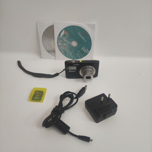 Фотоаппарат NIKON  s 2600