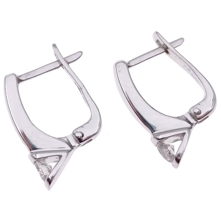 Серьги из золота 750 пробы с бриллиантами