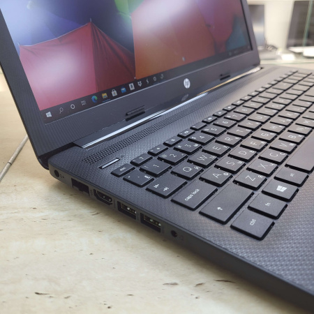 Ноутбук HP 15-da2020UR 15-da2020UR 15,6"/  Intel Core i3-10110U/ 8 Гб/ 1 Тб/