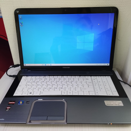 Ноутбук TOSHIBA Satellite L875D-B7M 17,3"/  AMD A8 4500m/ 8 гб/ HDD 640 гб/ ATI Radeon HD7640g + HD7610m 1 гб