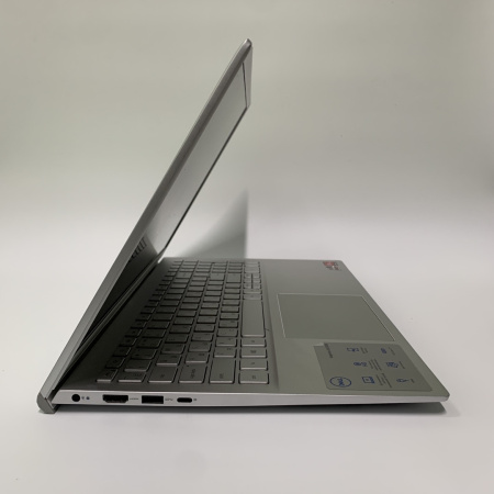 Ноутбук DELL 5505-4984 15,6"/ Ryzen 7 4700U/ 8 Гб/ 512 Гб