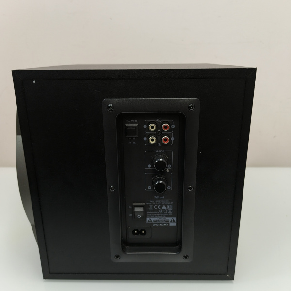 Колонки TRUST 19019 trust tytan