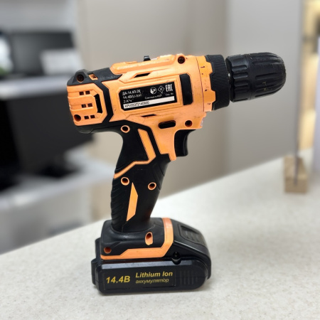 Шуруповерт ВИХРЬ 4л-2к да-14