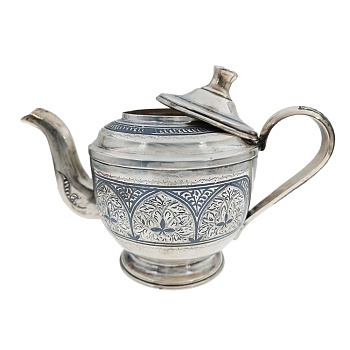 Чайник из серебра 875 пробы
