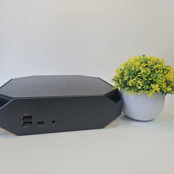 Рабочая станция HP Z2 Mini G4  Intel Core i7-8700/ 16 Гб