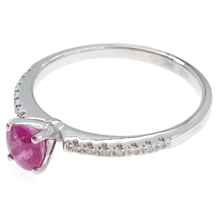 Кольцо из золота 585 пробы с бриллиантами и рубином с.