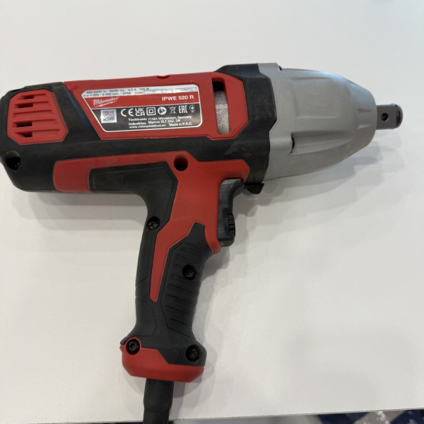 Гайковерт MILWAUKEE  ipwe 520r