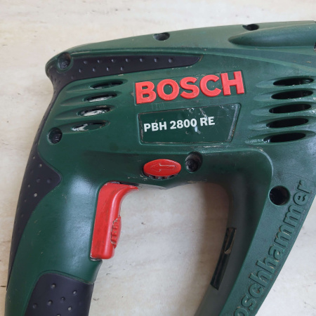 Перфоратор BOSCH pbh 2800 re