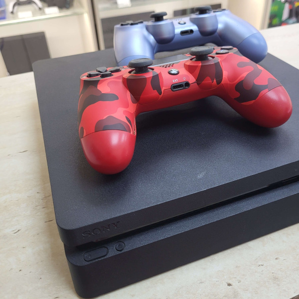 Игровая приставка SONY Playstatione 4 slim 500 cuh 2208a