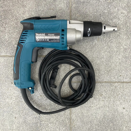 Шуруповерт MAKITA  fs2300