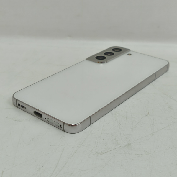 Мобильный телефон SAMSUNG Galaxy S22 8/128 гб