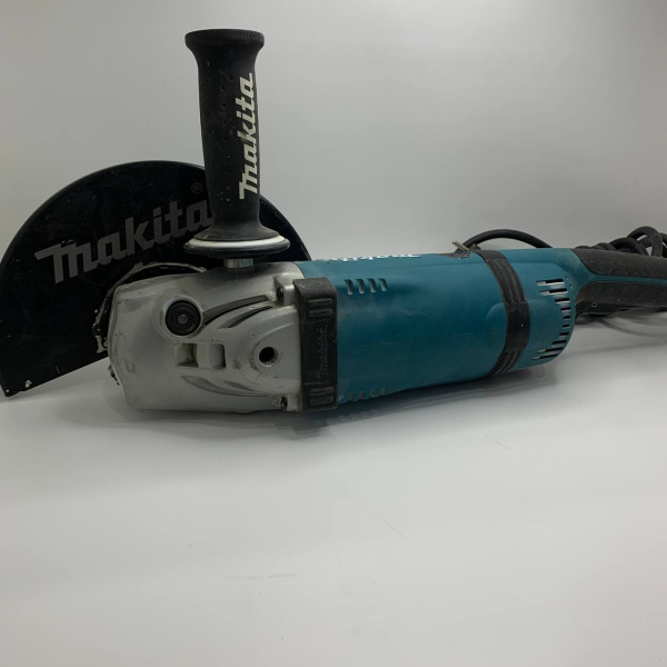Ушм MAKITA GA9040S