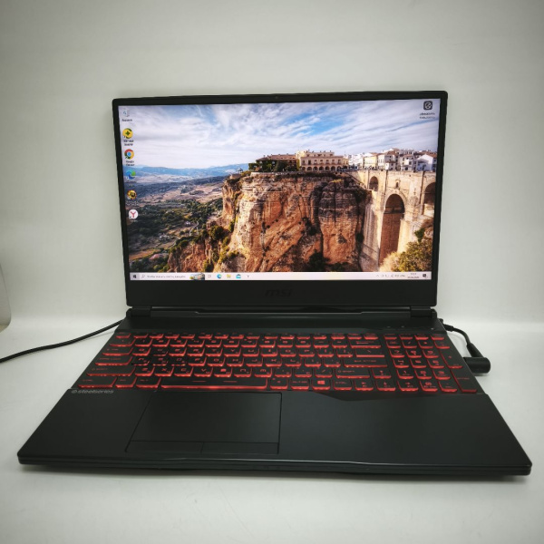 Ноутбук MSI leopard 10scxr ms-16u8 15,6"/  Intel Core i7-10750H/ 16 Гб/ 1 Тб/