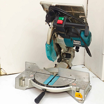 Торцовочная пила MAKITA  lh1040f