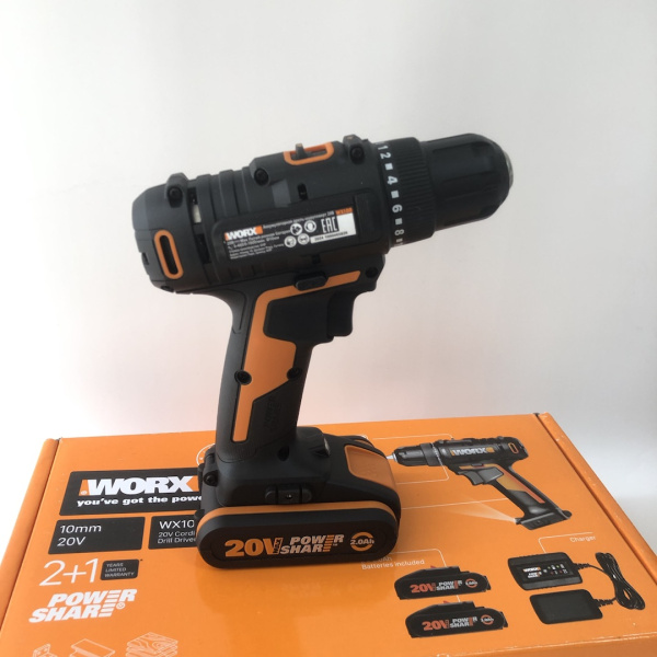 Шуруповерт WORX WX100.2 